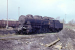 April 1984. 58 1800. Zwickau / Nach der Abstellung der letzten G12 im Jahr 1976 blieb 58 1800 noch viele Jahre erhalten. Im Frühjahr 1984 präsentierte sich die Lok in einem erbärmlichen Zustand und nur kurze Zeit später wurde sie zerlegt.